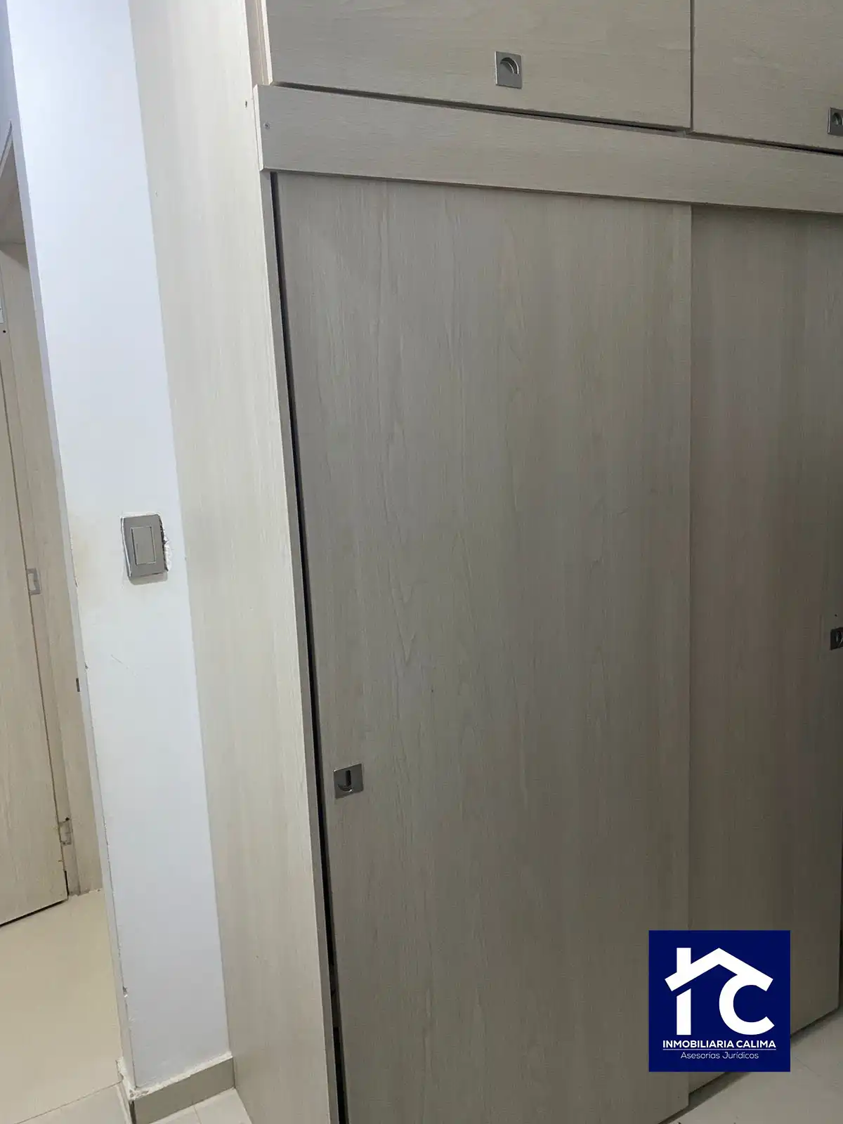 Casa de 3 pisos Barrio Decepaz Cali